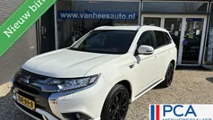 Wit Gebruikt 2020 Mitsubishi Outlander P-HEV Intense+ SUV | € 25.495 (Eerlijke prijs)