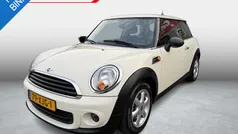 Wit Gebruikt 2012 Mini Cooper Business Hatchback | € 6.750 (Goede deal)