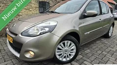 Gebruikt 2010 Renault Clio II Collection Hatchback | € 2.895 (Eerlijke prijs)