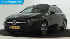 Zwart Gebruikt 2021 Mercedes A250 Hatchback | € 30.950 (Eerlijke prijs)