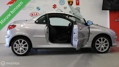 Grijs Gebruikt 2005 Peugeot 206 CC Cabriolet | € 2.440 (Eerlijke prijs)