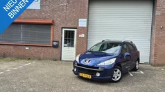 Blauw Gebruikt 2009 Peugeot 207 Stationwagen | € 2.499 (Eerlijke prijs)