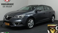 Grijs Gebruikt 2017 Renault Mégane GrandTour Zen Stationwagen | € 12.350 (Eerlijke prijs)