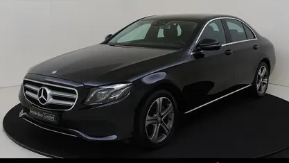 Zwart Gebruikt 2016 Mercedes E200 Prestige Sedan | € 25.945 (Eerlijke prijs)