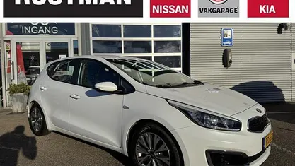 Wit Gebruikt 2017 Kia Ceed Hatchback | € 10.950 (Goede deal)