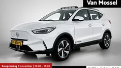 Gebruikt 2023 MG ZS Luxury Sedan | € 27.995 (Eerlijke prijs)