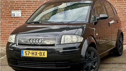 Zwart (metallic) Gebruikt 2002 Audi A2 Hatchback | € 2.350 (Eerlijke prijs)