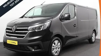 Gebruikt 2024 Renault Trafic MPV | € 34.890 (Eerlijke prijs)
