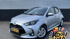Gebruikt 2023 Toyota Yaris Business Edition Hatchback | € 22.400 (Eerlijke prijs)