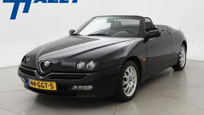 Zwart Occasion 1998 Alfa Romeo Spider Cabriolet | € 5.950 (Goede deal)