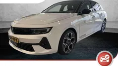 Wit Gebruikt 2025 Opel Astra Ultimate Hatchback | € 35.925 (Eerlijke prijs)