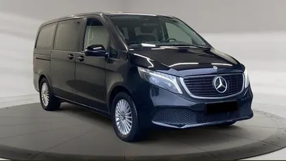 Zwart Occasion 2024 Mercedes EQV300 MPV | € 54.329 (Eerlijke prijs)