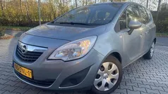 Grijs (metallic) Gebruikt 2011 Opel Meriva Selection MPV | € 2.250 (Goede deal)