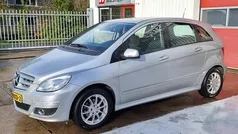 Grijs Gebruikt 2009 Mercedes B170 MPV | € 3.950 (Eerlijke prijs)