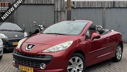 Occasion Peugeot 207 CC 120 PK (88 kW) 2008 Rood Cabriolet