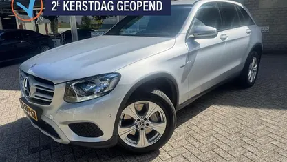 Grijs, metallic lak Gebruikt 2017 Mercedes GLC350 Business SUV | € 22.950 (Goede deal)