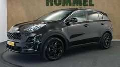 Zwart Gebruikt 2021 Kia Sportage Start SUV | € 28.450 (Eerlijke prijs)