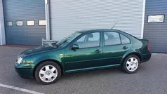 Groen, metallic lak Gebruikt 1999 VW Bora Highline Sedan | € 2.000 (Eerlijke prijs)