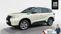 Gebruikt 2025 Suzuki Vitara SUV | € 31.750 (Eerlijke prijs)