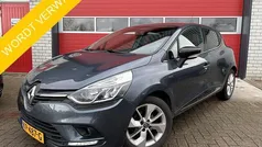 Grijs (metallic) Gebruikt 2016 Renault Clio IV LIMITED Hatchback | € 7.888 (Eerlijke prijs)