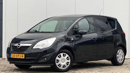 Zwart Gebruikt 2012 Opel Meriva Edition MPV | € 3.300 (Eerlijke prijs)