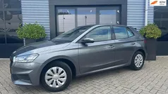 Grijs Gebruikt 2023 Skoda Fabia Ambition Hatchback | € 17.195 (Eerlijke prijs)