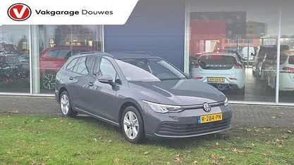Gebruikt 2022 VW Golf VIII Life Stationwagen | € 19.950 (Eerlijke prijs)
