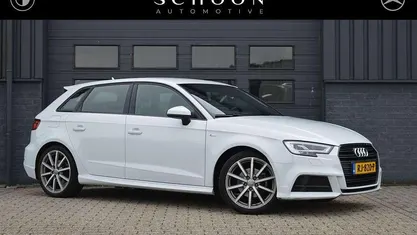 Occasion 2018 Audi A3 Sportback S-Line Hatchback | € 15.950 (Eerlijke prijs)