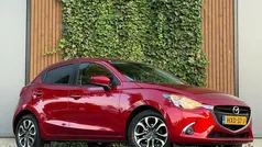 Rood Gebruikt 2019 Mazda 2 Hatchback | € 12.490 (Eerlijke prijs)