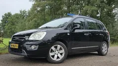 Zwart Gebruikt 2009 Kia Carens MPV | € 2.299 (Eerlijke prijs)