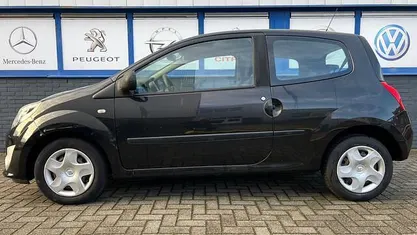 Occasion 2009 Renault Twingo Dynamique Hatchback | € 2.995 (Eerlijke prijs)