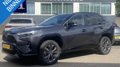 Zwart Gebruikt 2024 Toyota RAV4 Hybrid SUV | € 48.440 (Eerlijke prijs)