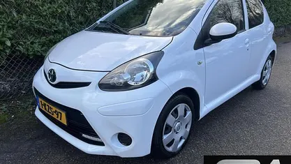 Occasion Toyota Aygo 68 PK (50 kW) 2012 Wit Hatchback
