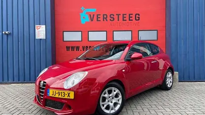 Rood Gebruikt 2011 Alfa Romeo MiTo Hatchback | € 6.950 (Eerlijke prijs)
