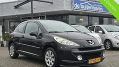 Zwart Gebruikt 2008 Peugeot 207 Hatchback | € 2.599 (Eerlijke prijs)
