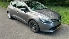 Grijs Gebruikt 2015 Renault Clio IV Expression Hatchback | € 3.950 (Goede deal)