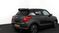 Grijs Gebruikt 2019 Suzuki Swift Hatchback | € 15.950 (Eerlijke prijs)
