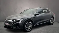 Grijs Gebruikt 2023 Audi Q8 e-tron Ambiente SUV | € 56.900 (Eerlijke prijs)