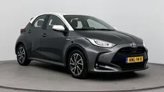 Grijs Gebruikt 2020 Toyota Yaris Hybrid Edition Hatchback | € 20.499 (Eerlijke prijs)