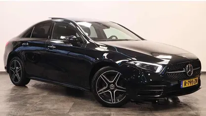 Occasion Mercedes A250 AMG line 218 PK (160 kW) 2022 Zwart Sedan