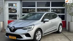 Grijs Gebruikt 2021 Renault Clio V Zen Hatchback | € 12.950 (Eerlijke prijs)