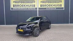 Zwart Gebruikt 2023 Peugeot 208 Active Hatchback | € 7.450
