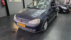 Blauw Gebruikt 2001 Opel Corsa Elegance Hatchback | € 1.599 (Eerlijke prijs)