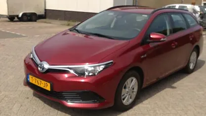 Occasion Toyota Auris Hybrid Active 99 PK (72 kW) 2018 Stationwagen