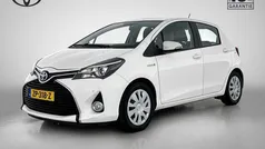 Wit Gebruikt 2017 Toyota Yaris Trend Hatchback | € 14.445 (Eerlijke prijs)