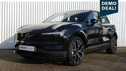 Zwart Nieuw 2025 Volvo EX30 Plus SUV | € 39.950 (Eerlijke prijs)