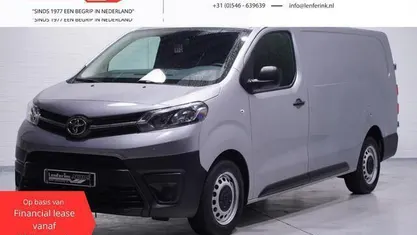 Gebruikt 2021 Toyota Proace MPV | € 17.800 (Super prijs)