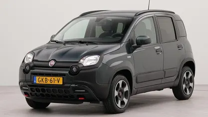 Groen Occasion 2024 Fiat Panda Cross Cross Hatchback | € 17.450 (Eerlijke prijs)