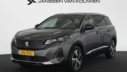 Grijs Occasion 2026 Peugeot 5008 GT SUV | € 29.445 (Super prijs)