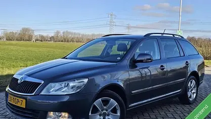 Occasion Skoda Octavia Ambition 105 PK (77 kW) 2012 Grijs Stationwagen
